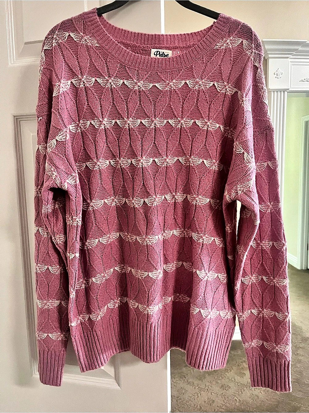 Pulse Boutique Geometric Knit Sweater in Pink Size Medium